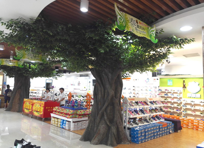 商場(chǎng)假樹(shù)景觀(guān)
