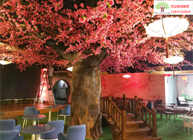 大型仿真桃花樹